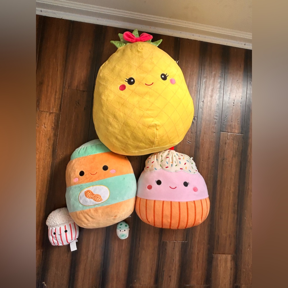 Food squishmallows